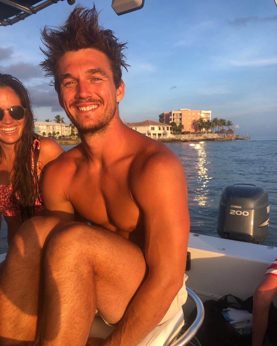 enews's tweet photo. No matter what happens tonight, there's one winner in all our hearts. #TheBachelorette https://t.co/BzyIa7F26W