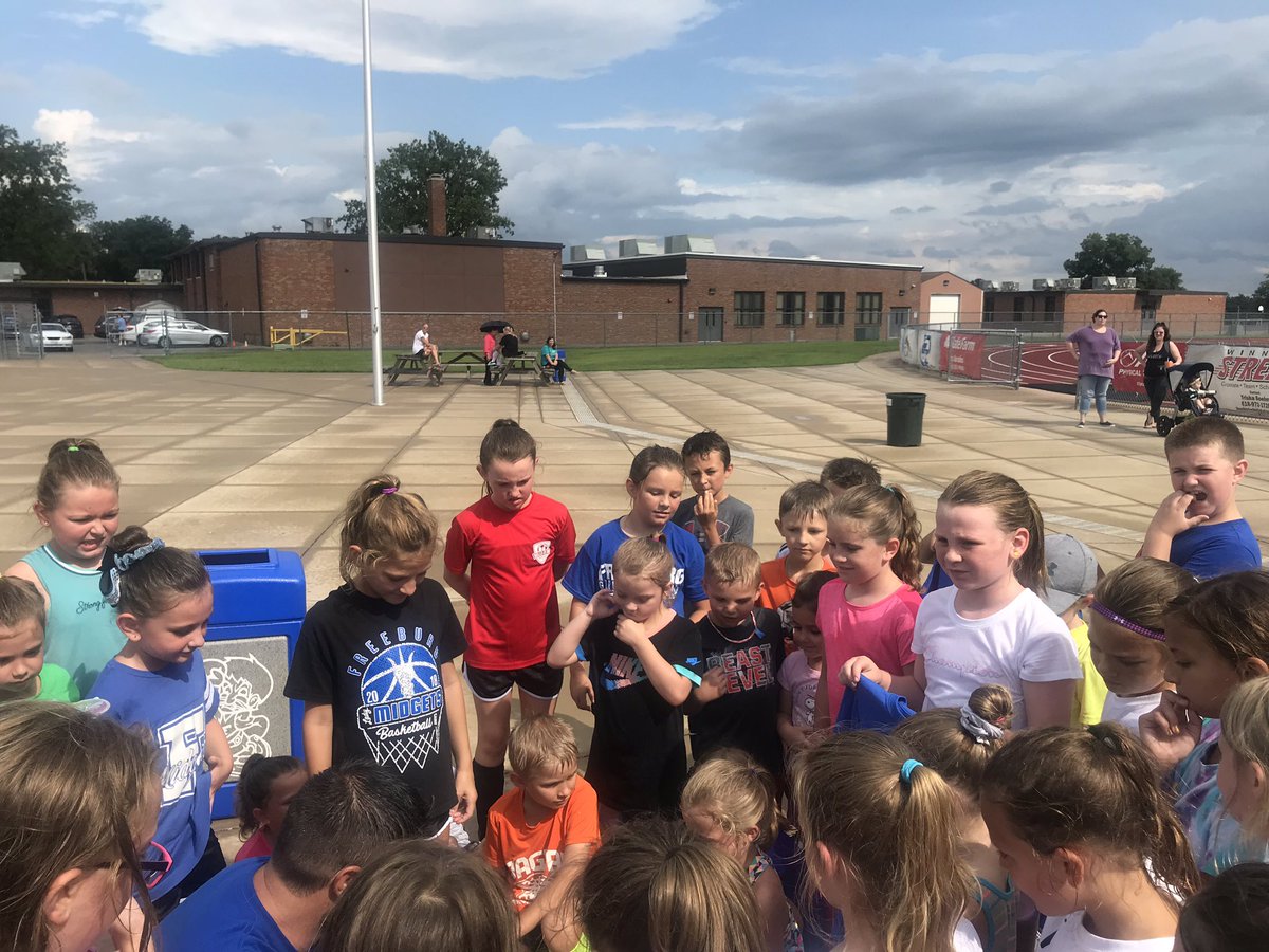 freeburg_gsoc's tweet photo. First night of camp! Great turnout! Looking forward to the next few days #futuremidgets #fchs https://t.co/tbzhkGMSOq
