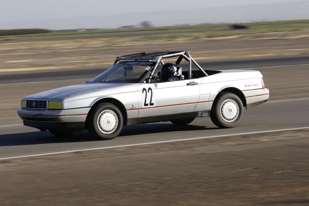 24hoursoflemons's tweet image. This Saturday! Get your entries by August 3for Button Turrible at @buttonwillowraceway on September 28-29. You probably won&apos;t get beat by a Cadillac Allante, fine and priceless machine that it is. #CadillacAllante #ButtonTurrible #24HoursOfLemons 

24hoursoflemons.com/race/?id=241