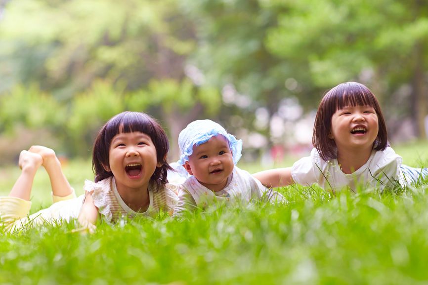 nameberry's tweet image. The newest and coolest middle names for girls--and they all rhyme with May! What's your fave?
buff.ly/314ifZa
#girlnames #babynames #middlenames #May