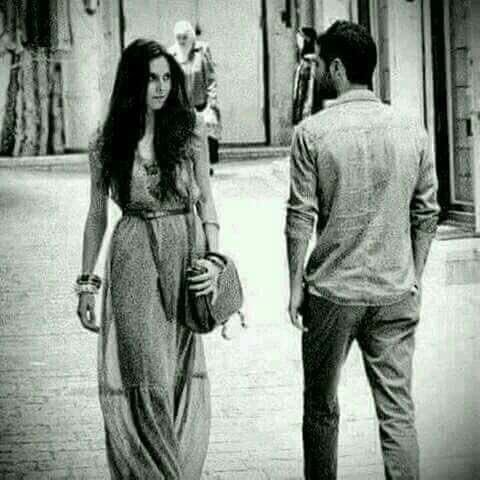 وتمر بية 
طوايف شوگ 
واتذكر ضحگتك 
وانسى كل حزني ..
💙💙