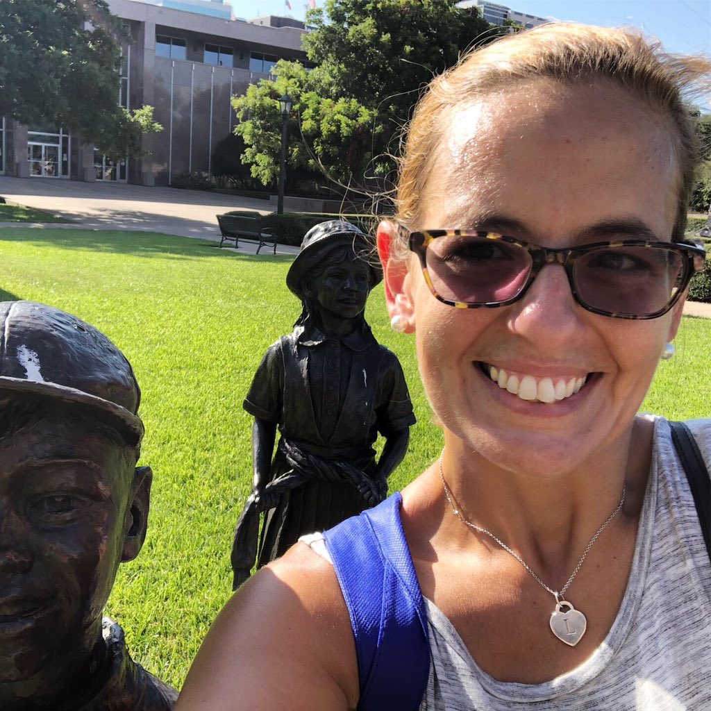 brownsbusyclass's tweet photo. Day 1 in Austin. Enjoying the history and #KeepAustinWeird culture while prepping my brain to recurve a ton of knowledge at the #TAVAC conference this week. #lifelonglearner #mykindofPD #teacheronbreak #itsVITAL https://t.co/XHjoSkGnzG