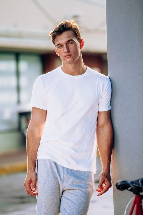 ericamull77's tweet photo. if Hannah isn’t gonna pick Tyler CAN I??? #TheBacheloretteFinale https://t.co/2zvN8VWG5E