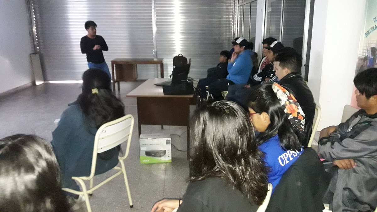 matiaszaki16's tweet photo. #Hoy se realizó un curso digital de Ajedrez a cargo del Maestro Internacional Pablo Acosta. #PolíticasSocioeducativas #AjedrezEducativo #Salta
@aniberruezo @UrtubeyJM @fguillesaavedra @patriciapinasco https://t.co/ohmQNwZ2Vj