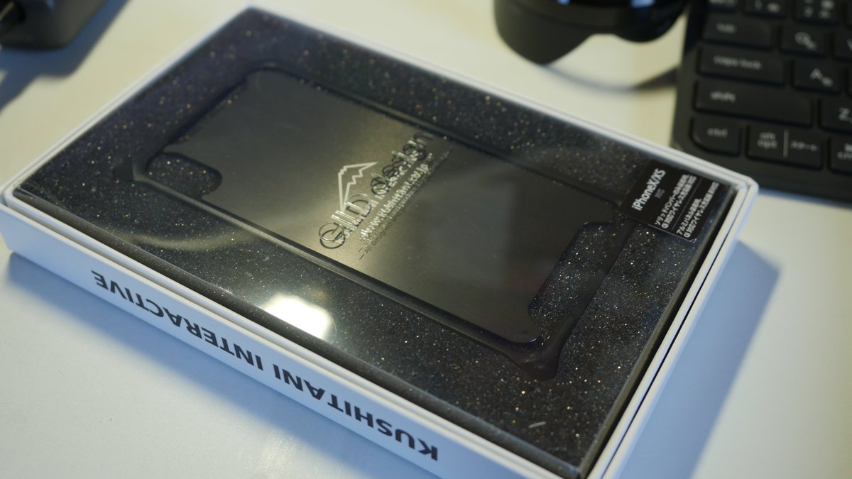 Wokarider On Twitter 順調にiphone落としまくっておりまして 一個目のアルミバンパーがr I P しましたので ギルドデザイン クシタニのコラボバンパー買ってきました 店舗さん限定 ネットでは売ってないみたい アルミじゃなくてジュラルミン 折角の良いバンパー