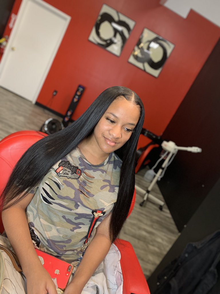 Imperfprincesss's tweet photo. Craft appreciation π₯° Today and Yesterdayβs work π
ΏοΈ #Princessslays
1st Pic: Sew in $70 2nd: Quick Weave
3rd: Sew in ππΎ 4th: Sew in π
Located in Indianapolis, IN. DM to book. https://t.co/FuhMGhJ0uc