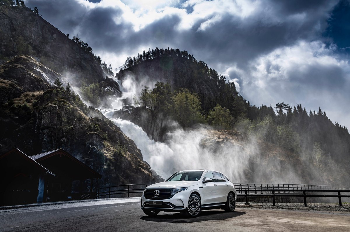 MercBenzNS's tweet photo. Electric now has a Mercedes. The new Mercedes-Benz #EQC. Arriving soon to Mercedes-Benz North Shore. https://t.co/NOsaeFBJa5