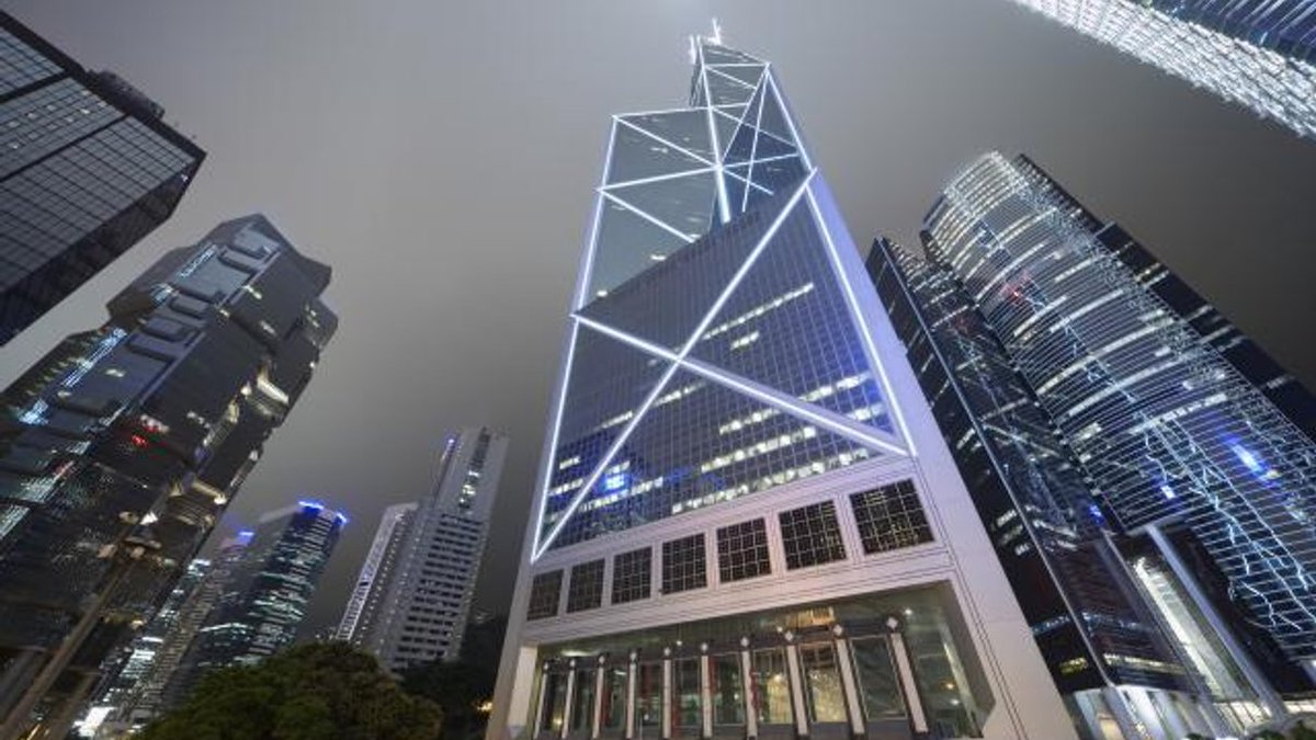 Kriptotrackers2's tweet photo. The Bank of China posted an infographic explaining Bitcoin and its price increase. The infographic points towards the fact that Bitcoin has a limited supply as naturally making the cryptocurrency prone to price increases. Via @coinspeaker 

https://t.co/tn1D4Sr3OV https://t.co/b01UaElC0n