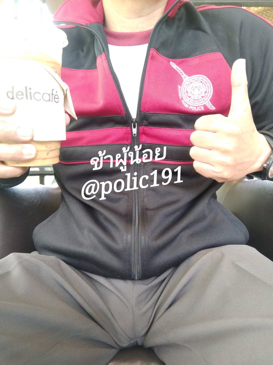 polic191's tweet photo. กาแฟทำให้ตาแข็ง https://t.co/cwgJqXu52i