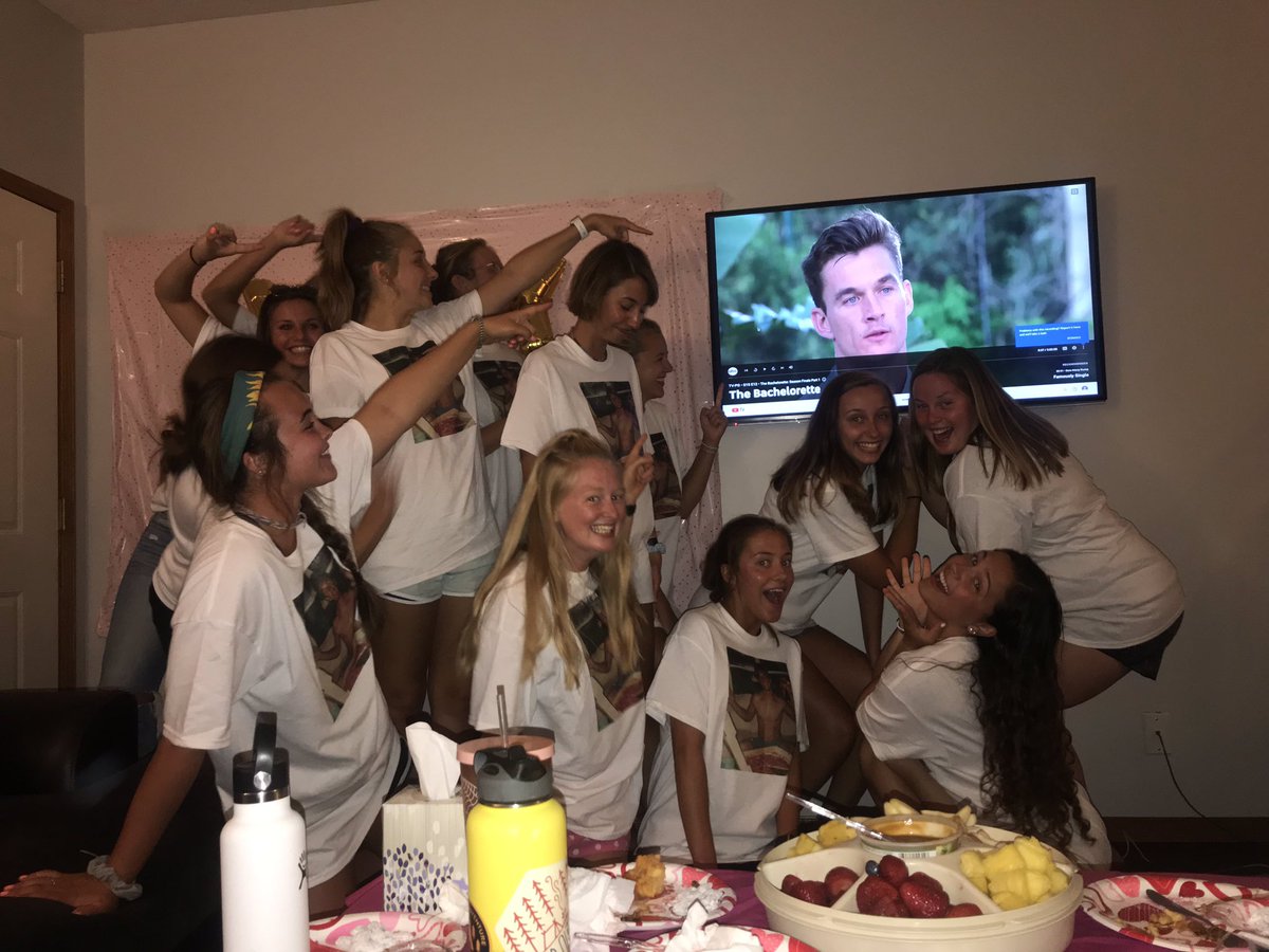 trinitymaylee's tweet photo. #bachelorettefinale #BachelorNation #bachelorette #bacheloretteabc @TylerJCameron3 @charrisonmimosa @AlabamaHannah @BacheloretteABC https://t.co/PJ0gFvKU5g