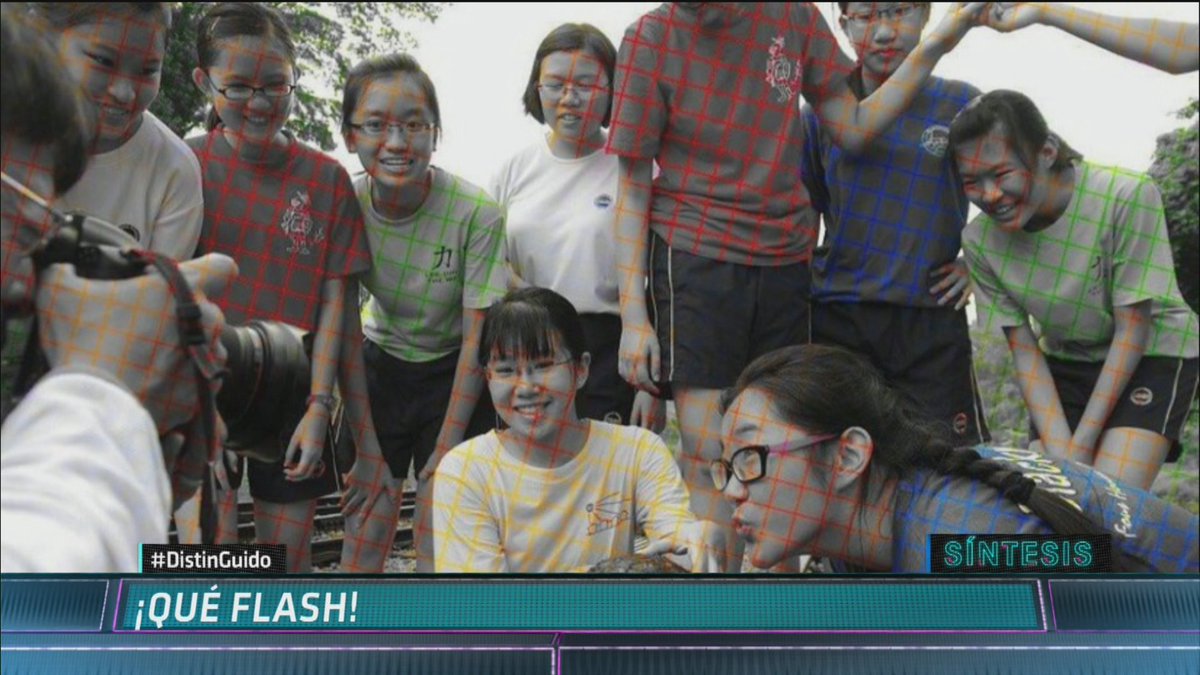 Sintesis_13's tweet image. ¿Blanco y negro o color?
#DistinGuido