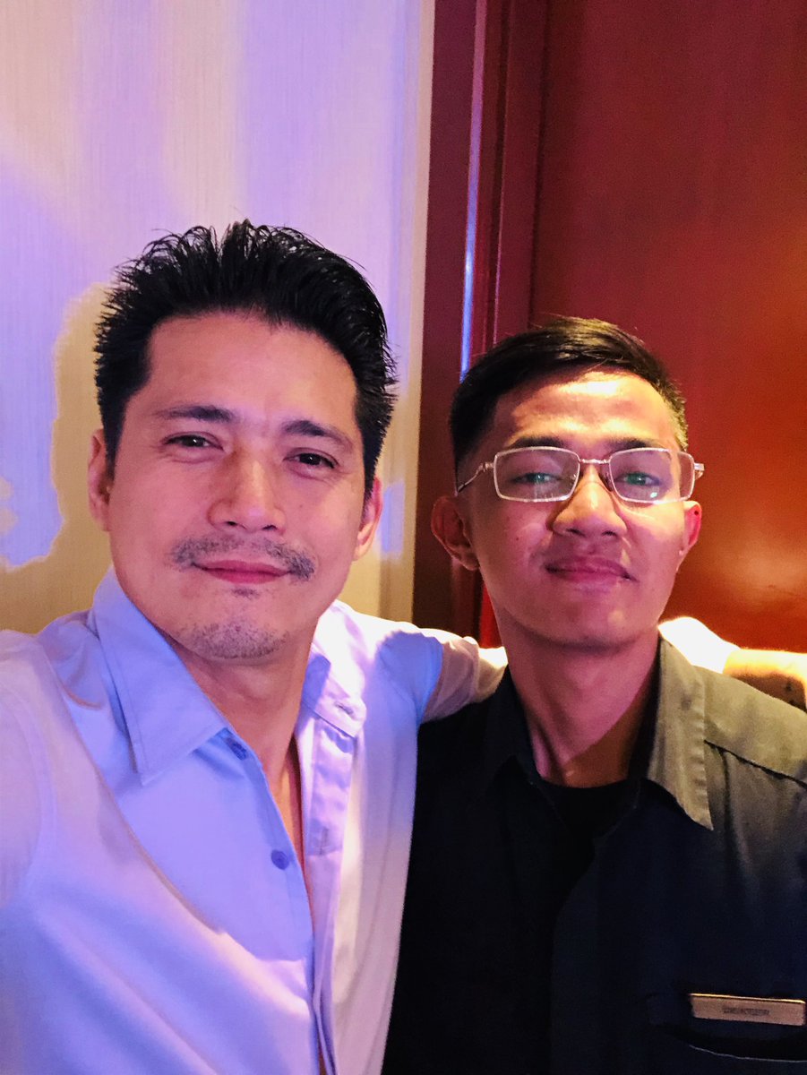 jcoolofficial's tweet photo. with my idol https://t.co/n5MxJB8E96