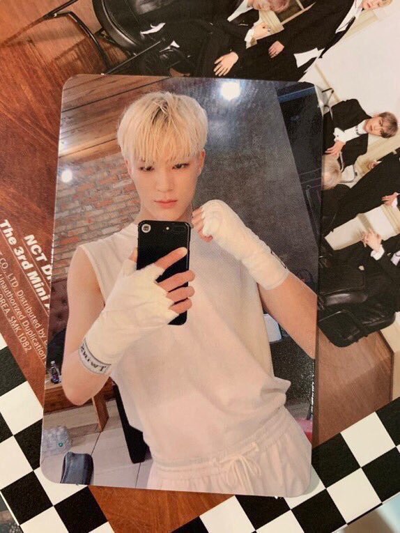 jeno pics 👑 tweet media