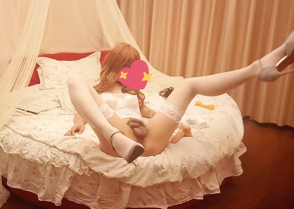 #男の娘 #偽娘 #女装子 #女装娘 #女装大佬 #crossdreser #crossdress #Sissy #CD #调教 
直男走了……狗狗只能自嗨一会~