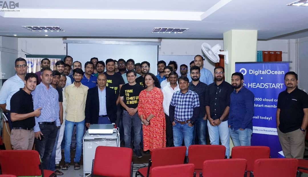 fabmediaworks_'s tweet photo. Some Moments from recent @HeadstartSSPune @Headstarters
@Entrepreneur @puneevents_com @startupindia @timesofindia
#Entrepreneurs shared about thr learnings along with a super Q&A.
#pune #headstartpune #puneevent #startups #experiences #network #foundation #leadership #business https://t.co/24O2HsQqw1