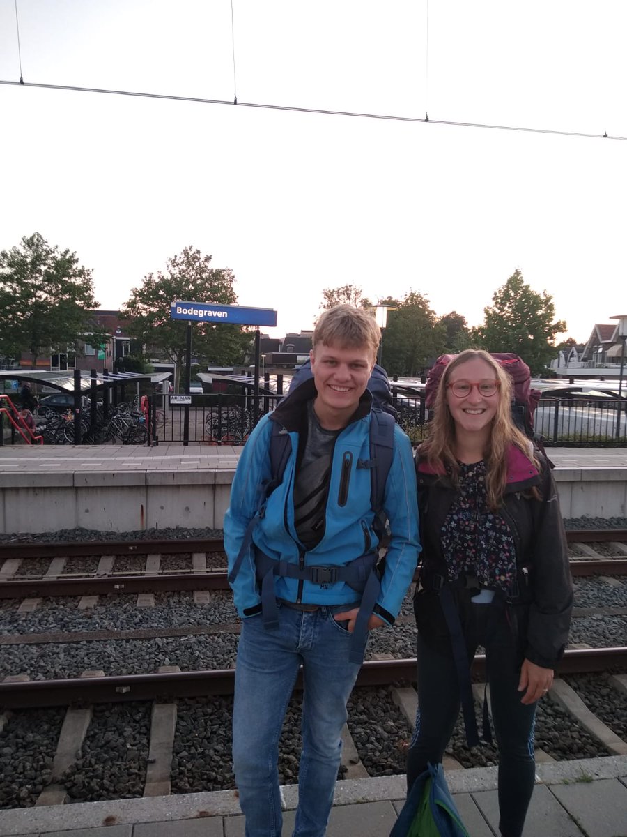 Robin_Boompje's tweet photo. @Interrail Vandaag start onze reis vanuit Bodegraven naar Chur (Zwitserland). Morgen zullen we verder reizen richting Verona (Italië), hopelijk veel mooie plekjes om te ontdekken!🚞🌄🎉 https://t.co/l2aKG1bSJg