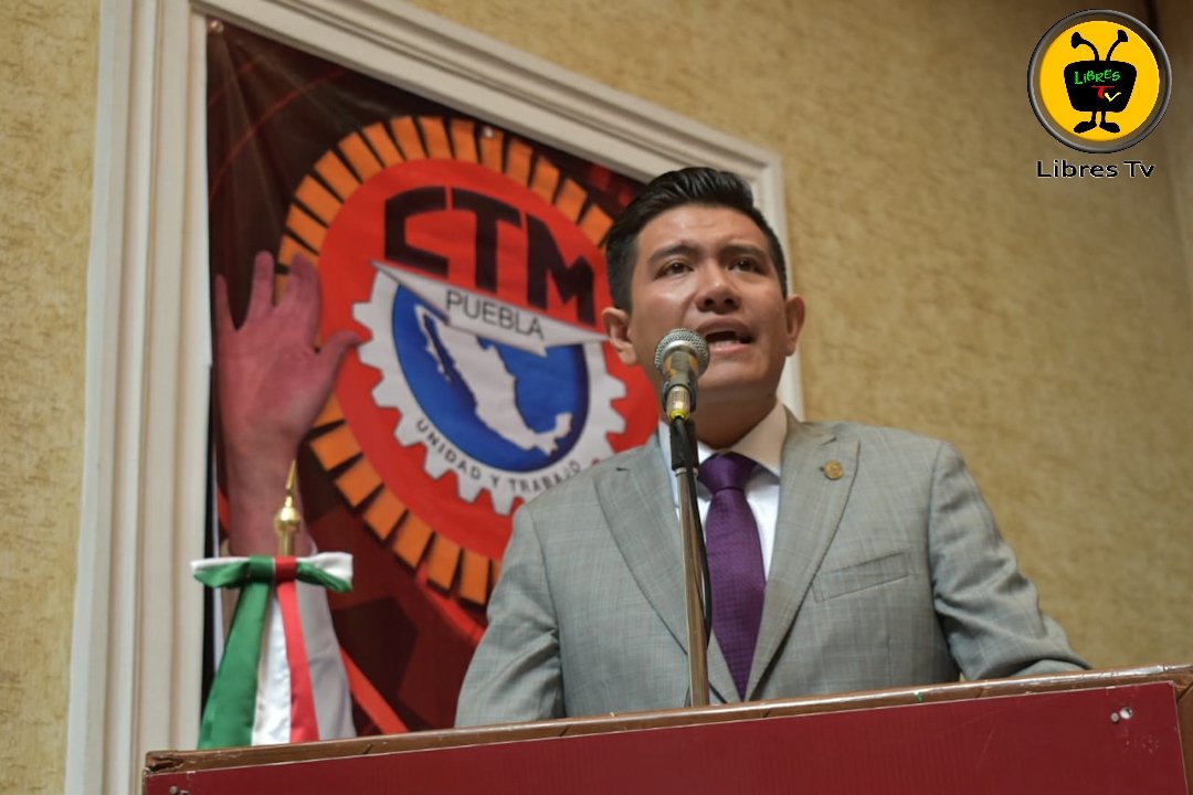 #DianaPozos rindió protesta como Secretaria del Transporte de la Federación de Organizaciones Obreras Juveniles (FOOJ) de Puebla  para el período 2015-2025, protocolo a cargo de <a href="/leobardosoto/">Leobardo Soto</a> .
<a href="/CTMPuebla/">CTM_FTPuebla</a> <a href="/oscarpozosv/">Óscar Pozos Vergara</a> <a href="/FOOJPUEBLA/">FOOJ PUEBLA</a> @LeoSotoCTM