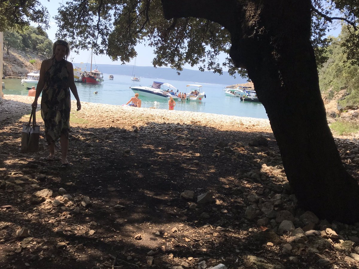 WGords's tweet image. Island hoping in Croatia. Just Stunning #MND #notgoingdownwithoutafight #notgoingdownwithoutaswim