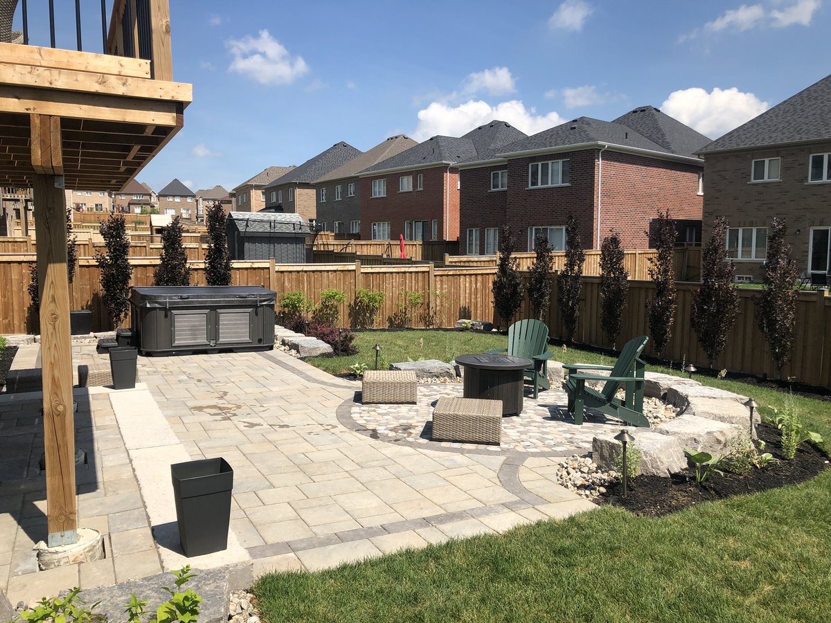 GoRedbeard's tweet image. Were a bit behind on keeping our social media up to date.  But were definitely keeping up with the customers who want beautiful @techobloc backyards installed.  #Blu60 #Antika #Naturalstone #hardscapebrotherhood