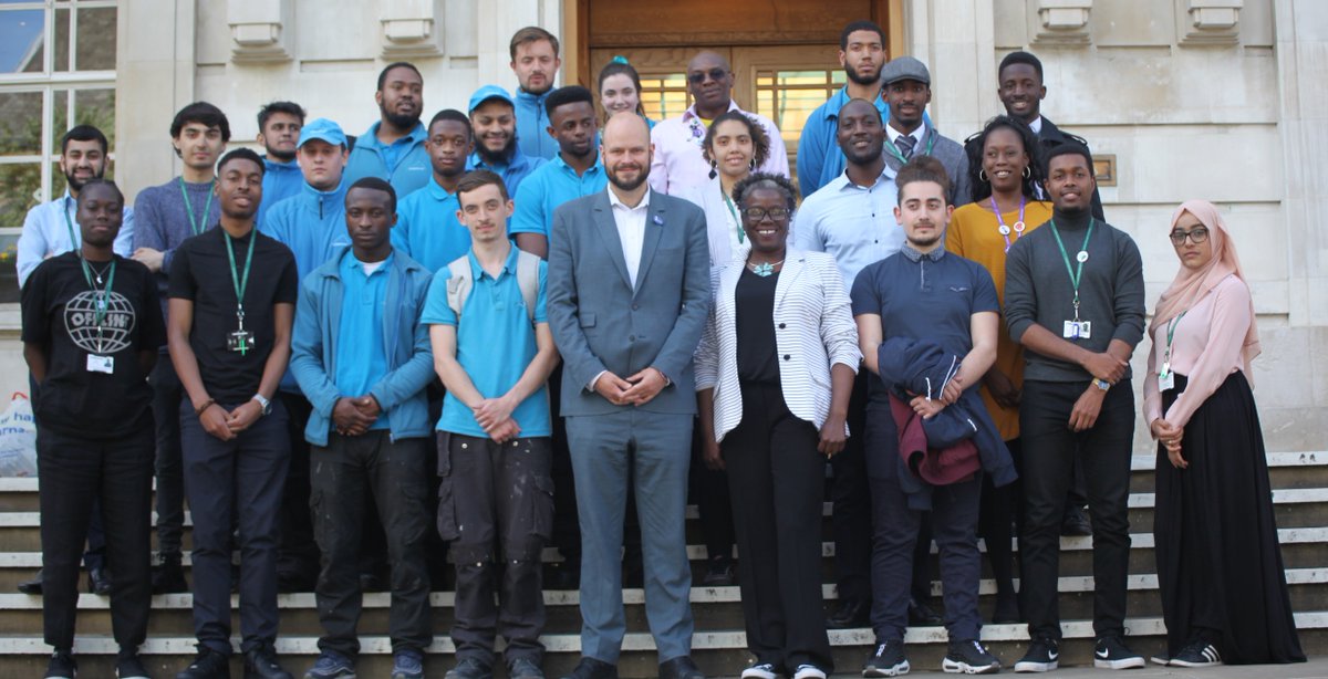 hackneycouncil's tweet photo. Our management apprenticeship recruitment is now live! Perfect for graduates and candidates aspiring to be future managers! Apply here before Sunday 4 August: https://t.co/DkcCENu90p #Jobs #HackneyApprentices https://t.co/yV9BhYC9pZ