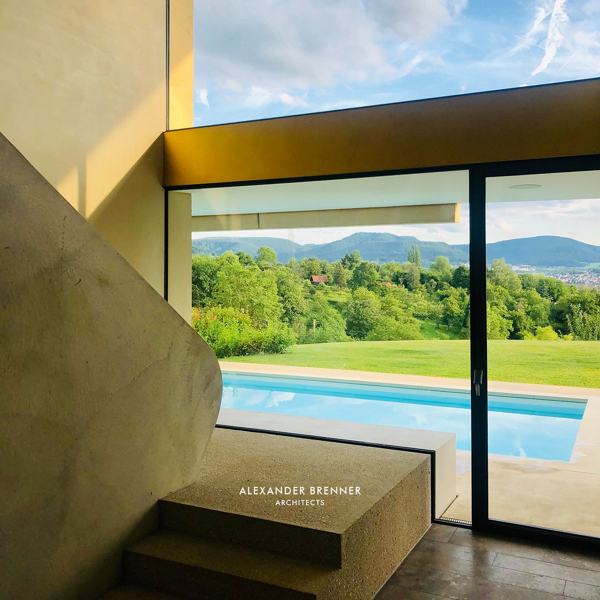 A_BrennerArch's tweet photo. View from the hall of FINEWAY House, Reutlingen.
#alexanderbrennerarchitects #reutlingen #architecture #viewoverthepool https://t.co/w2F0cT4HeG
