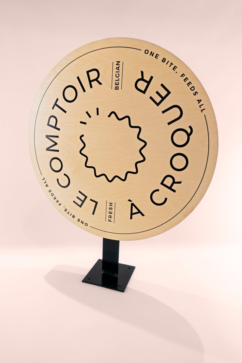 artem_prod_'s tweet photo. SUSPENDED SIGN pour Le Comptoir à Croquer 🥨😋 https://t.co/X4vRA0LvCT