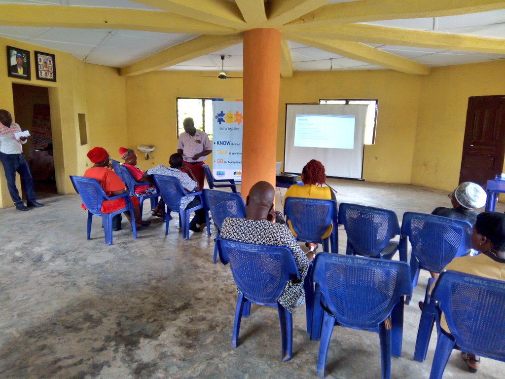 dammykoll's tweet photo. At the quarterly feedback meeting for Oyo west &amp; Ogbomoso North LGA Cluster @JSayankola PO-RM&amp;E Refreshing minds of participants on conducting an institutionalized NURHI2 Modeled LGA level feedback meeting towards SSE-Mantra @getittogetherNG @asakinso https://t.co/OUT93XtZyP