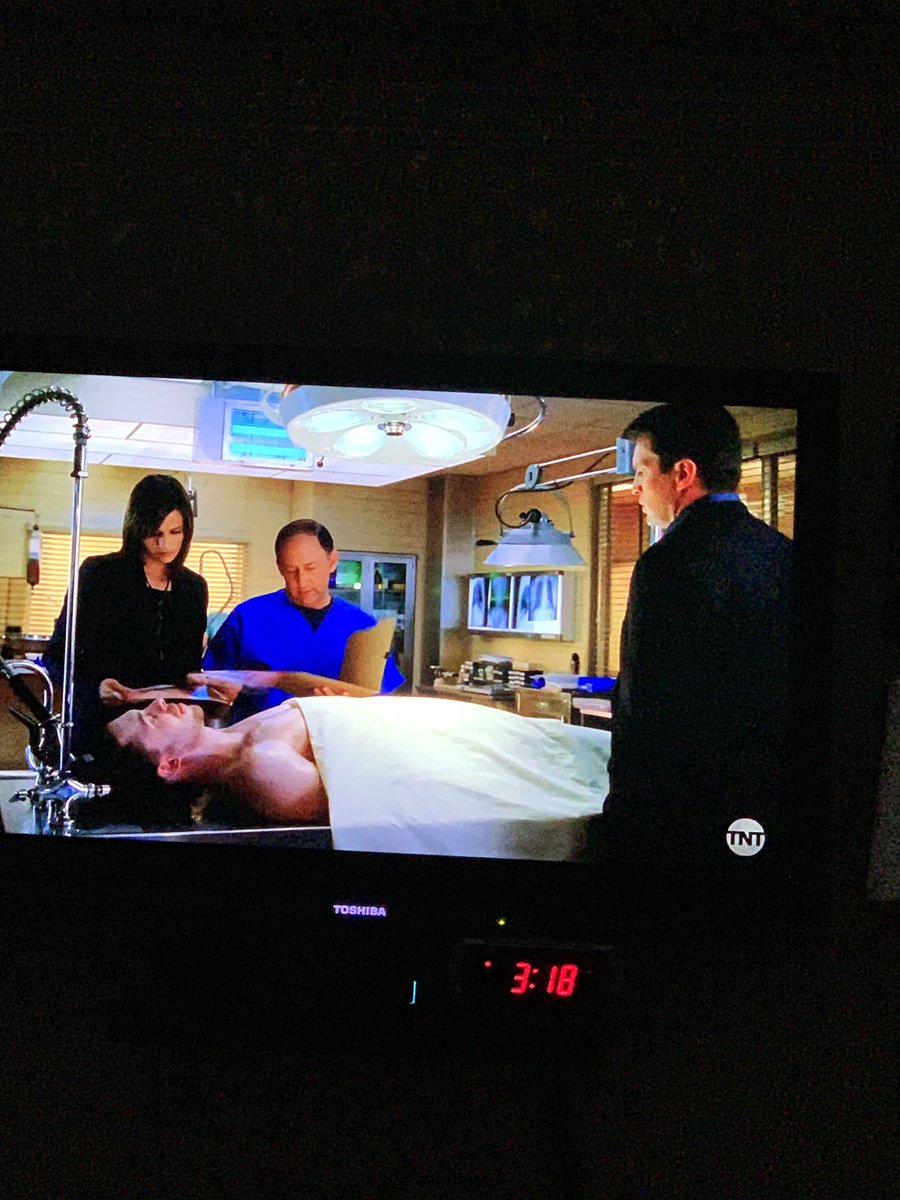 janafisher47's tweet image. 3am look whose on my tv 😁@ThatAryeGross @Stana_Katic @NathanFillion #Castle Food To Die For S2 E22 #Beckett #Perlmutter