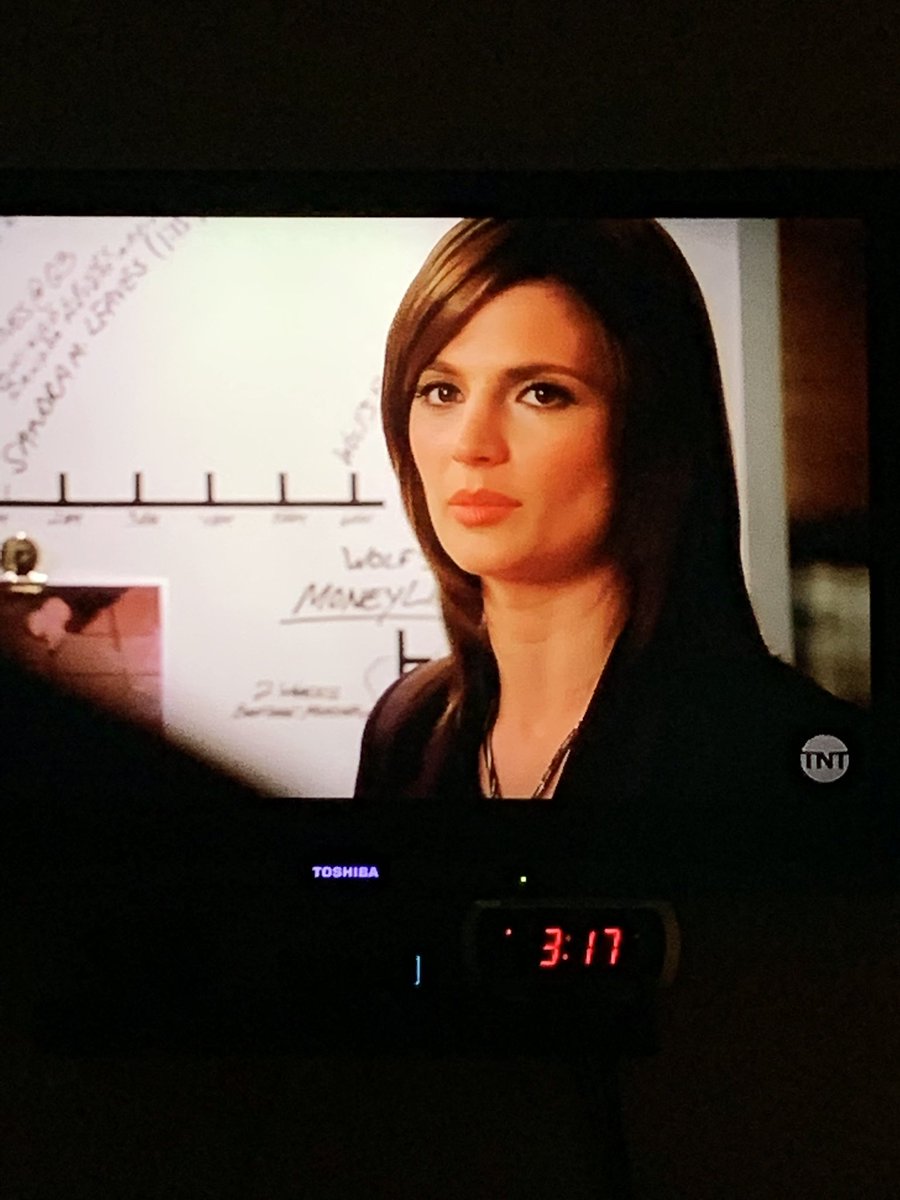 janafisher47's tweet image. 3am look whose on my tv 😁@ThatAryeGross @Stana_Katic @NathanFillion #Castle Food To Die For S2 E22 #Beckett #Perlmutter