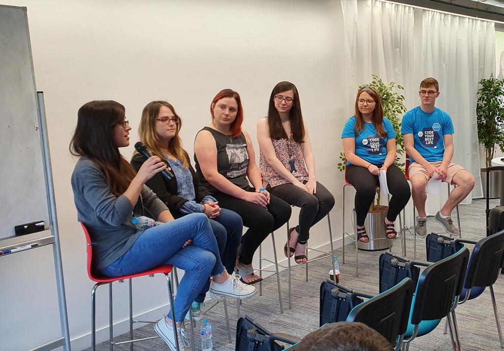KainosAcademy's tweet photo. Kicking off week 2 day 2 here at #CodeCamp19! 

We've collaborated with @WWCodeBelfast so our Campers could hear about the different journeys these awesome women took to get into tech as a career!😎

#Kainos
#KainosAcademy
@KainosSoftware https://t.co/XoXxww54Zz
