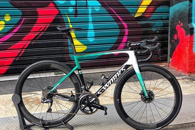 TotalRush's tweet photo. When a frame looks this good built up, why would you hesitate?! Bora team frames, still available. Contact us for more details 📲
#rushcustombuilds #sworks #sworkstarmac #newbikeday #rushworkshop #tourdefrance #borahansgrohe #zipp #shimanoduraace #shi… https://t.co/FbtJS8b4dj https://t.co/givyDta4ub
