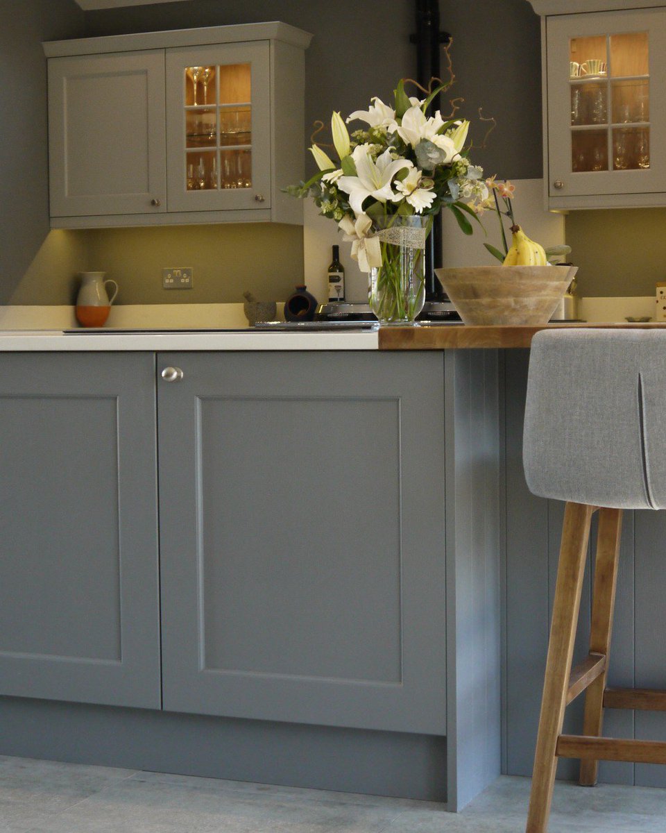 BritanniaDesign's tweet photo. A lovely recent barn conversion.  Our client chose our popular Masterclass Kitchens 'Ashbourne' door in 'Light Grey' and 'Dust Grey'.  #masterclasskitchens #traditionalkitchen #countrykitchen #greykitchen #kitchendesign #chelmsfordkitchens #Aga https://t.co/A0XcNZHsEx