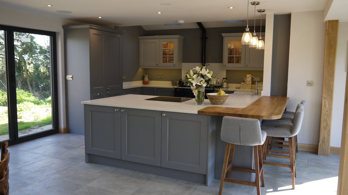 BritanniaDesign's tweet photo. A lovely recent barn conversion.  Our client chose our popular Masterclass Kitchens 'Ashbourne' door in 'Light Grey' and 'Dust Grey'.  #masterclasskitchens #traditionalkitchen #countrykitchen #greykitchen #kitchendesign #chelmsfordkitchens #Aga https://t.co/A0XcNZHsEx