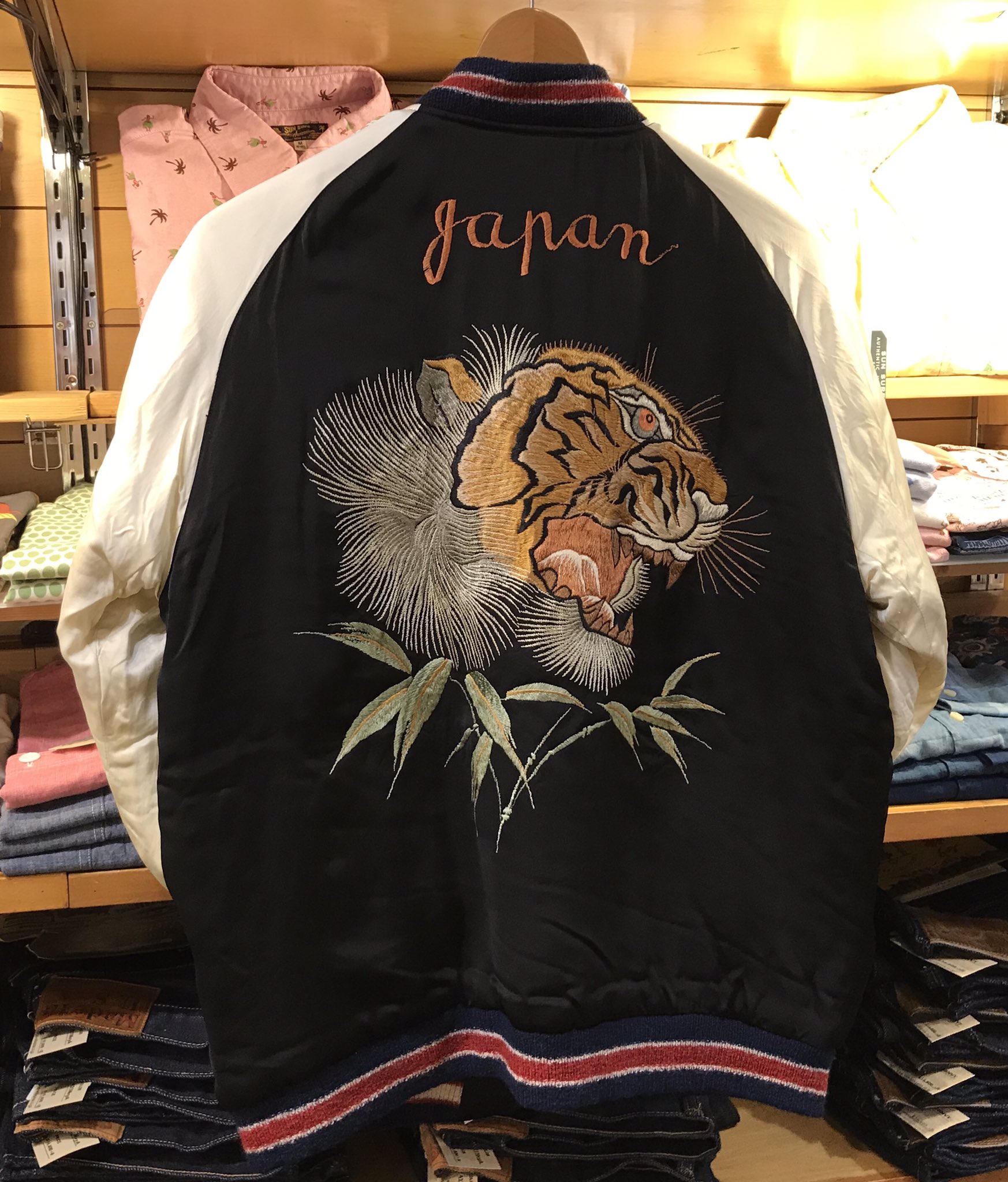 テーラー東洋 別珍 スカジャン TIGER HEAD×JAPAN MAP テーラー東洋スカジャン「BLACK TIGER×JAPAN MAP」別珍×サテン