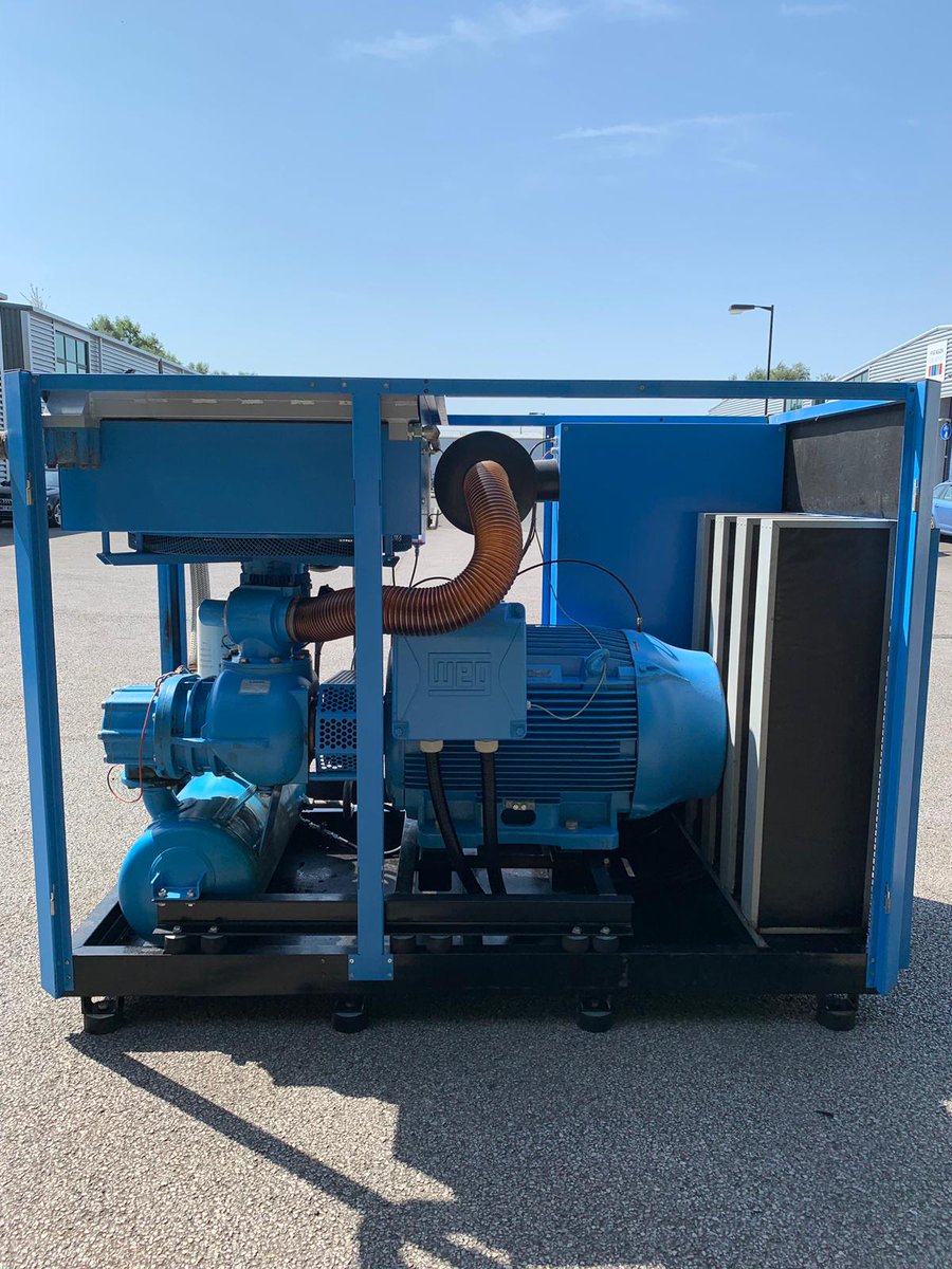 AirsupplyGeorge's tweet photo. Boge S150-3 for sale 2104 8 bar 650 cfm only 24,000 hours https://t.co/9Ukp8OqcXA
