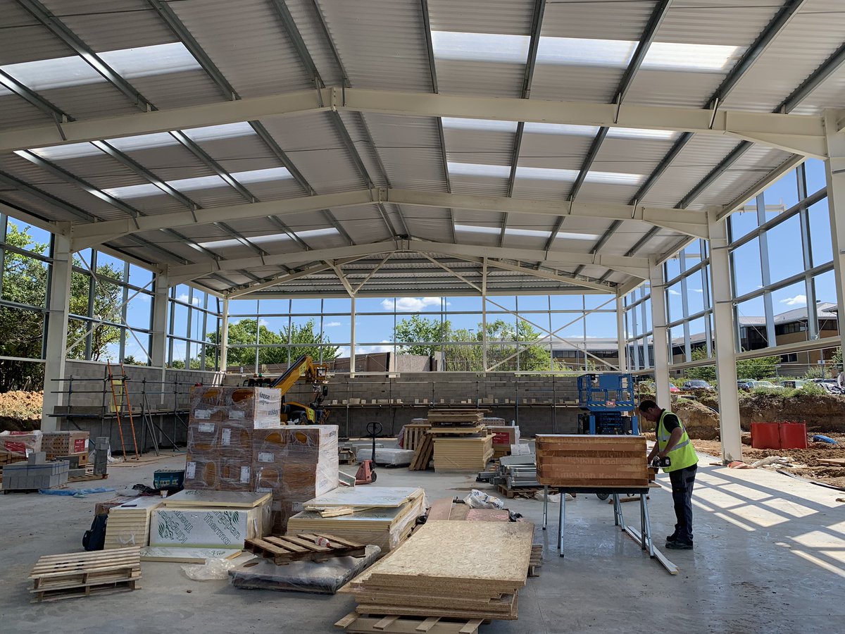 FactoryFitUK's tweet photo. A new unit taking shape in Whitstable, all in preparation for a new #mezzanine and #staircase https://t.co/8ctyTlpnTg
