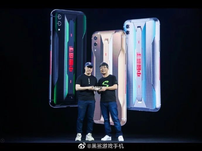 GadgetsFlix's tweet photo. Xiaomi's #BlackShark2Pro launched in China price starts from 2,999 Yuan (~βΉ30,000) and to go on sale from 2nd August in China
#Xiaomi #BlackShark #SD855Plus #RedmiK20Pro #RedmiK20 #redmi https://t.co/rLuLyNgNPQ