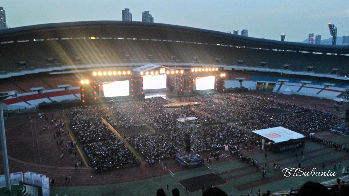aiyogg_sijakhae's tweet photo. 같은 전석 11만원 https://t.co/qqYawll3se