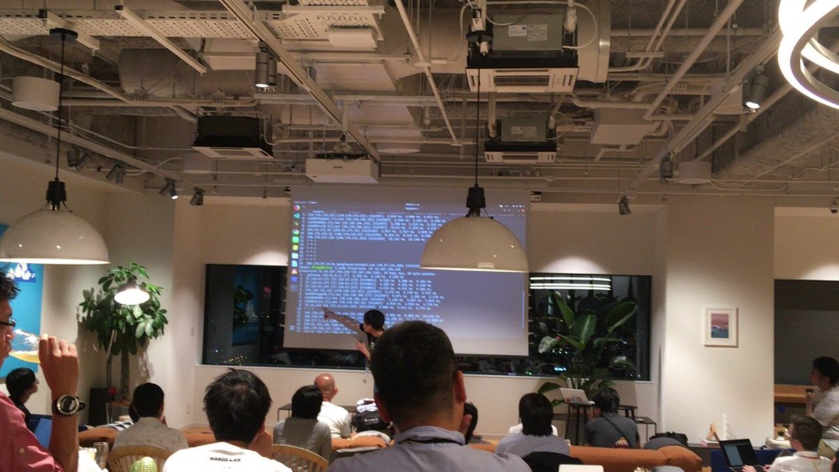 xinsuzuki's tweet photo. #firebase meetup in #Osaka LTお4人目: @salamander_jp さん「FireSQL」 #FJUG #NextExtended https://t.co/AFyIzCjkvU