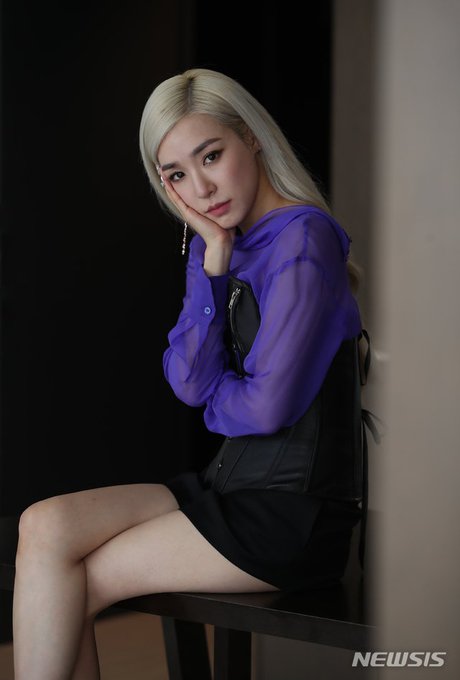 [PHOTO] Tiffany Young Newsis Interview Photo EAt9606UIAA3_Ue?format=jpg&name=small