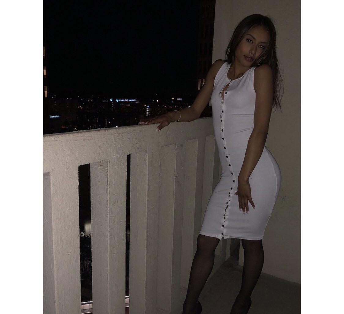 FwVio's tweet photo. Latinas can do it too🥰🇩🇴 https://t.co/DIrBGNBUzW