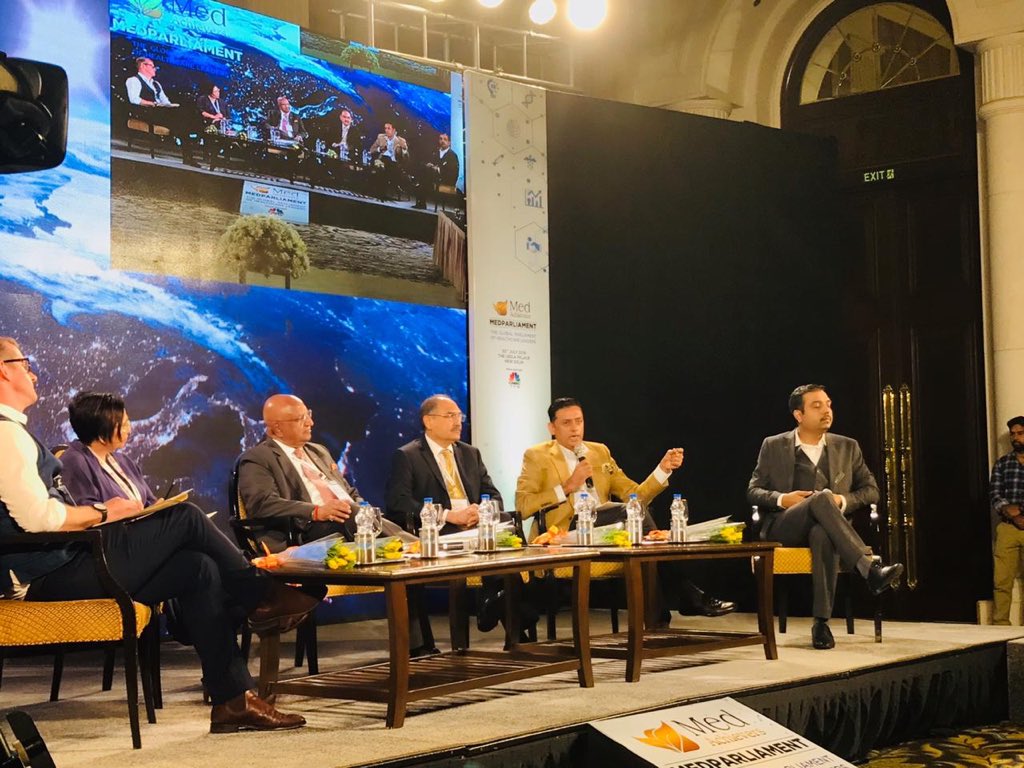 Paras_Health's tweet photo. India is the most amazing place to do business. 
Indians have not explored the real value of India and the change they can bring in here- @drdnagar, MD- Paras Healthcare
#ParasHospitals #MedAchievers #healthcare https://t.co/HYFWksaqk8