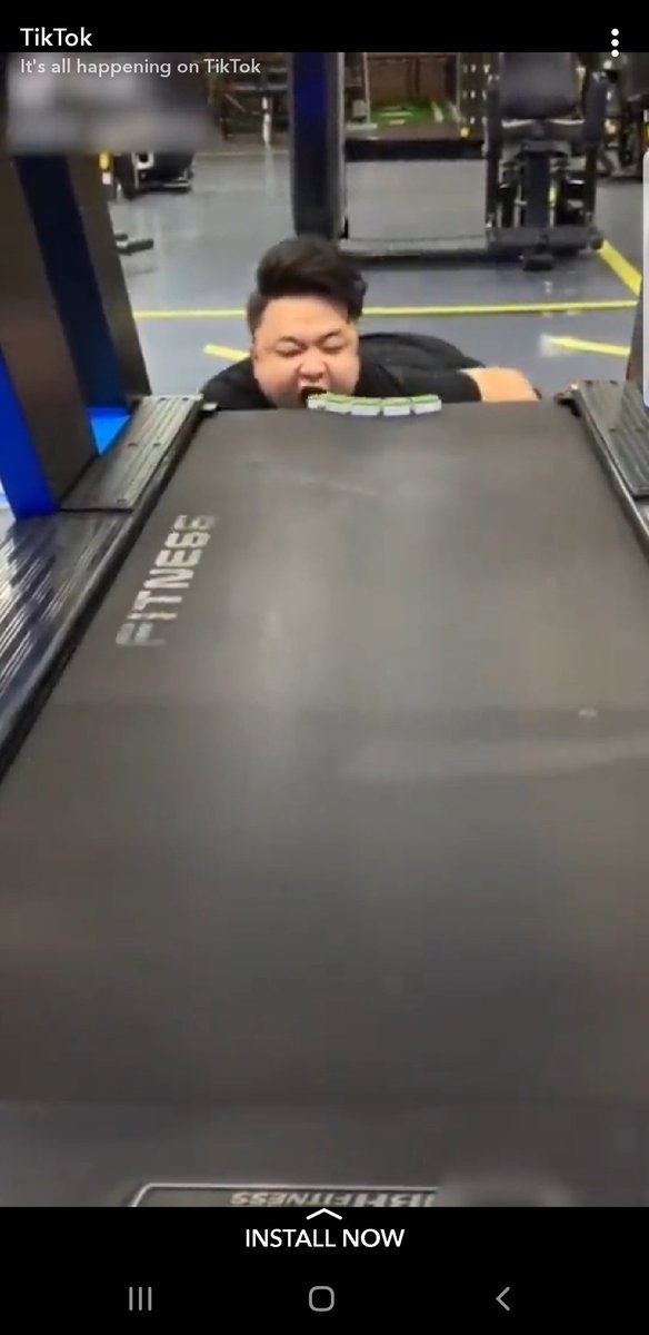 wastedcondom's tweet photo. if I see this fake ass tik tok ad one more time 🤬🤦🏽‍♂️ https://t.co/7G4DAXbmr3