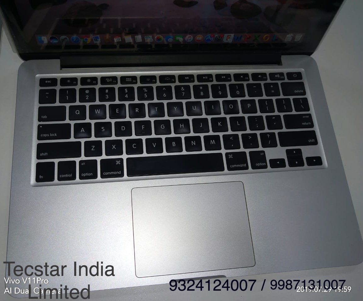 RebeccaTecstar's tweet photo. Apple Mac Book Pro 13”Retina Display
Price-65,000
Technical Specification:
2.7 GHz Intel Core i5 Processor 
8 GB 1867 MHz DDR3 RAM 
251 GB Flash storage 
Intel IRIS Pro 6100 1536 MB Graphics
Contact Numbe:9324124007 / 9987131007
#macbook#retina#tecstar#screen#electronics#editing https://t.co/Fdvo9GsVxh