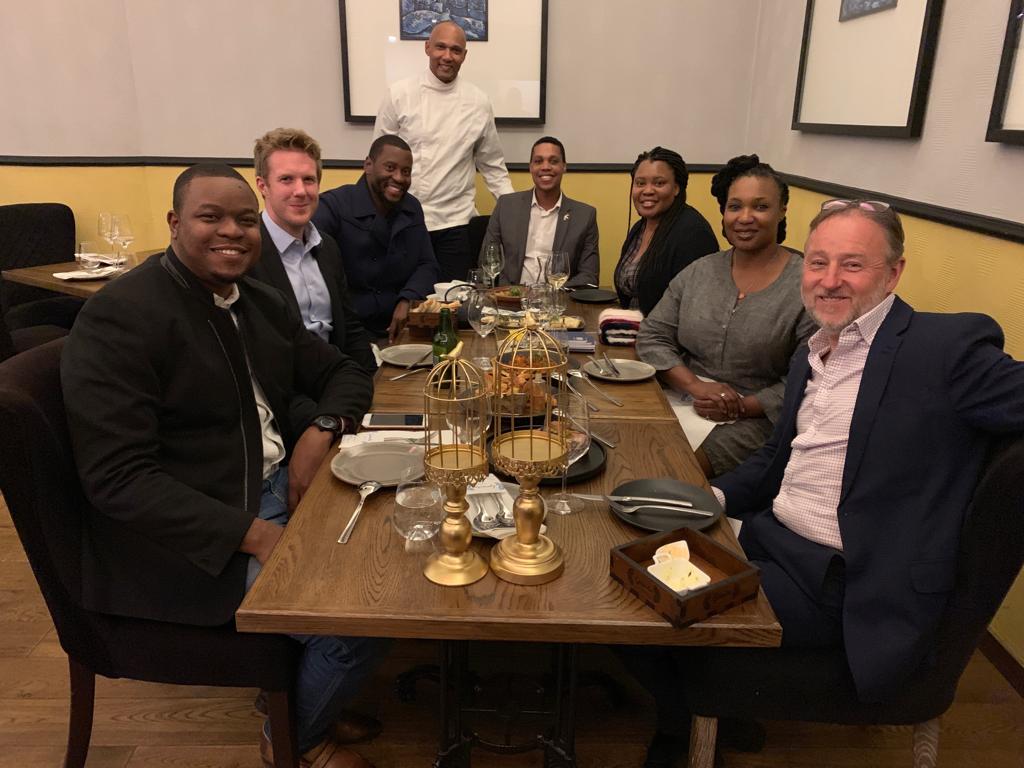 ukinsouthafrica's tweet photo. We shared a unique African dining experience with RSA #ILPalumni whom are set to represent SA and post at the #ILP regional #IntLeaders conference in Accra, #Ghana. Safe travels friends! @shakasisulu @Ms_Zamandlovu @thamiledwaba @aninakibmotn https://t.co/anneEgZlVy
