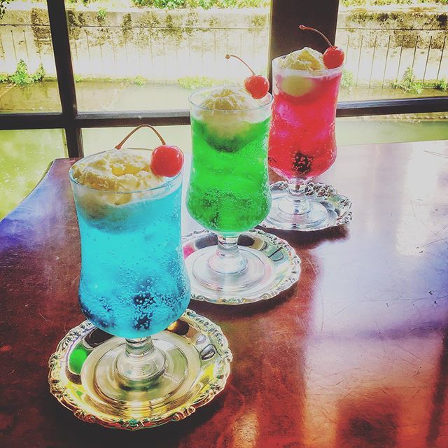 熊本は暑かです💦💦💦 せめて見た目だけでも🥤 #昭和ハイカラクリーム