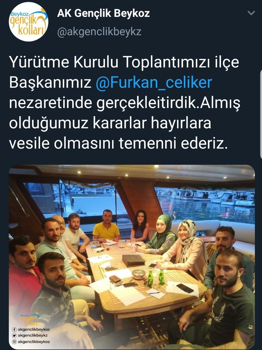 kacsaatolduson's tweet photo. Bütün okullar İmamhatip olsun diyen AKP'li vekil torununu Fransız okuluna gönderir. Kız erkek ayrı okumalı diyen AKP'nin gençleri, yatlarda kadın erkek toplantı yapar. Maalesef saf dindarları böyle kandırıyorlar https://t.co/kQN999XQGq