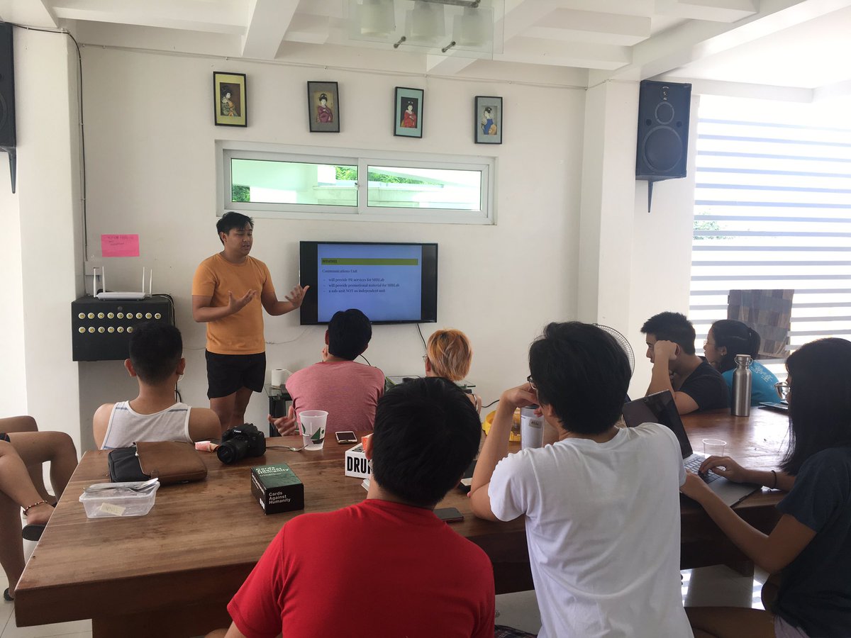 AteneoACOMM's tweet photo. Next up, MIRLab chief Billy Caluag!
#PlanSem #FearFactor https://t.co/nUrUNAkgfd