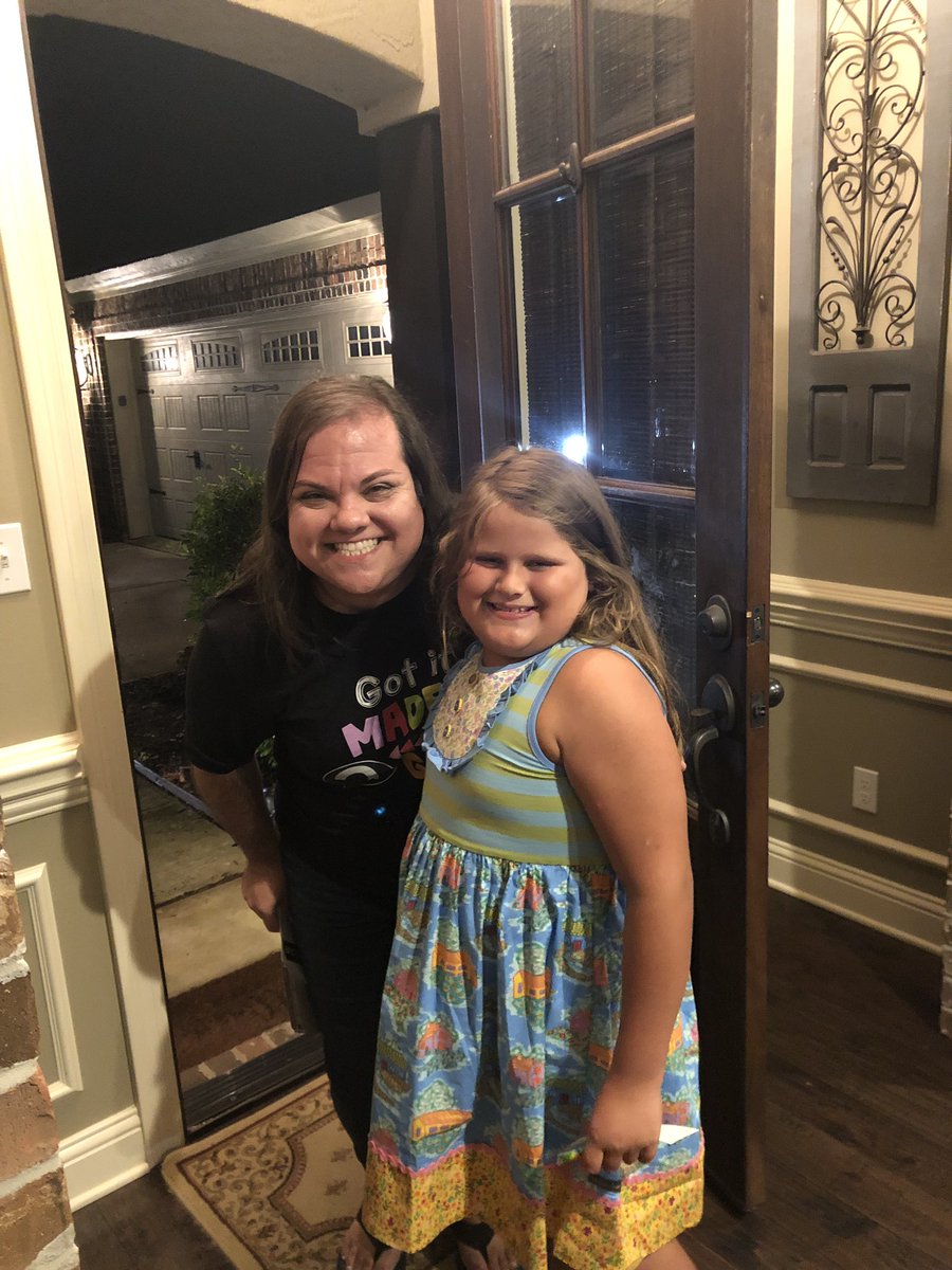 PrincipalKES's tweet photo. @careacter @BethHouf @brandonbakke12 @brewerhm @mr_Alsheimer @NowakRo @AllysonApsey @RANESIAEDWARDS @fastcrayon @SteeleThoughts @drkristiebmoore Teacher Home Visits! #CubsLEAD https://t.co/ML73QtuDag