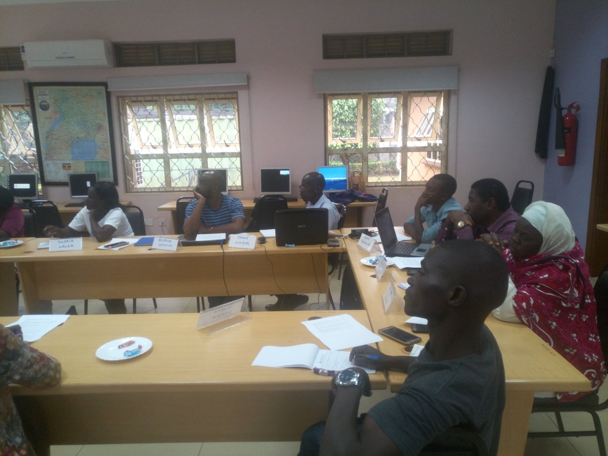 teewai_toyin's tweet photo. At the ongoing @ACME_Uganda data journalism training, @NRGInstitute's Paul Bagabo shares insights from the newly-released #NOCDatabase, a rich resource for journalists #coveringextractives https://t.co/ZLaKlaOTEd